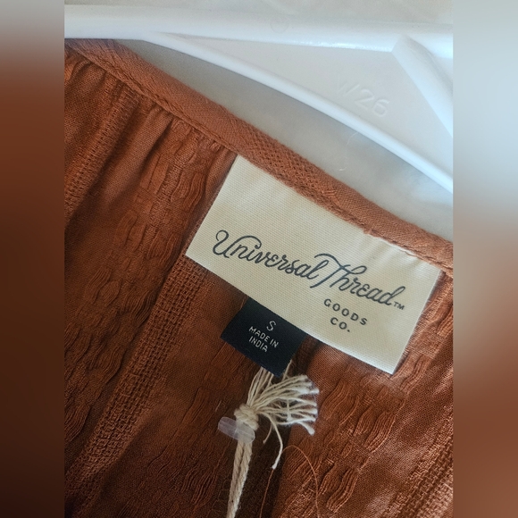 Small Rust Top by Universal Thread - Picture 4 of 5